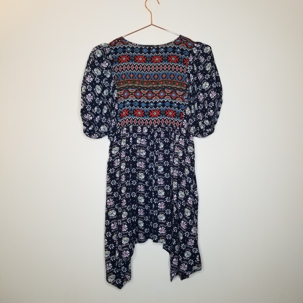 Umgeeboho Aztec Print Blue Shark Bit Tunic Top - image 2
